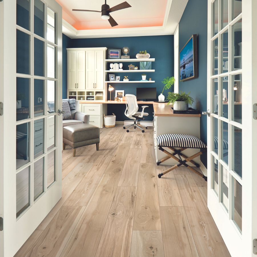 Laminate floors in a home office